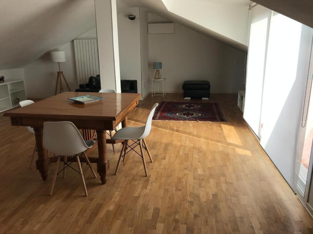 Apartamento La Casa Con Vista Di Emma Vezzano Ligure Exterior foto