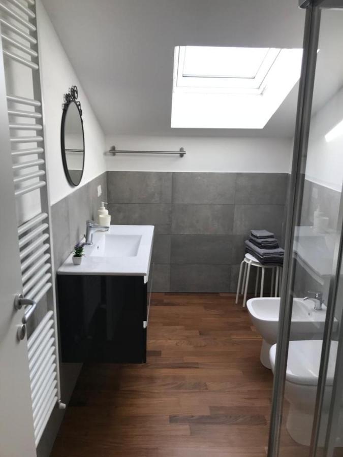 Apartamento La Casa Con Vista Di Emma Vezzano Ligure Exterior foto