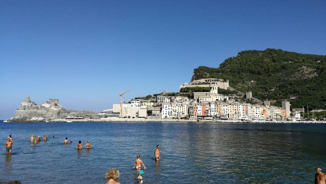 Apartamento La Casa Con Vista Di Emma Vezzano Ligure Exterior foto