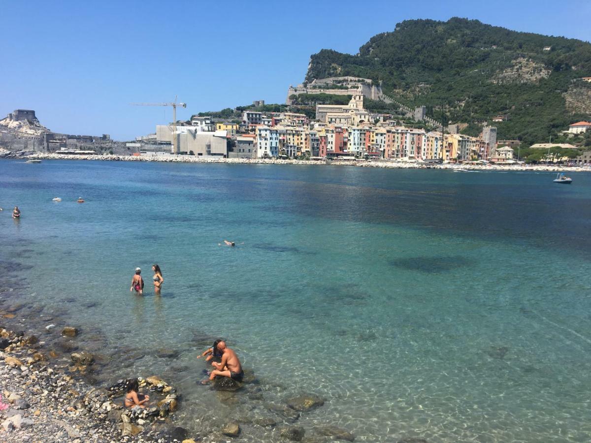 Apartamento La Casa Con Vista Di Emma Vezzano Ligure Exterior foto
